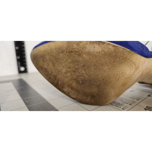 Isola Irisa Suede 4 1/4" Mary Jane Stiletto Size 7 - Picture 11 of 12